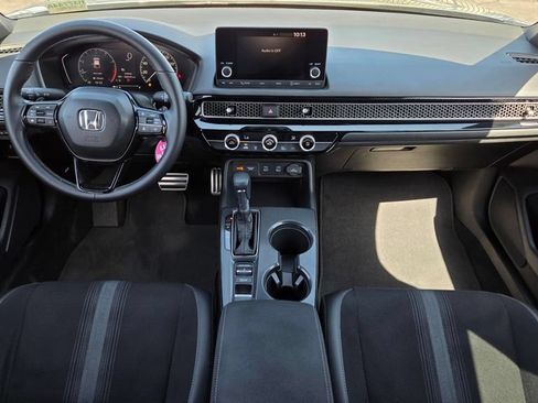Used 2025 Honda Civic Sport image 12