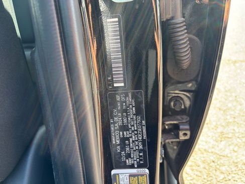 Used 2025 Kia K4 FWD image 28