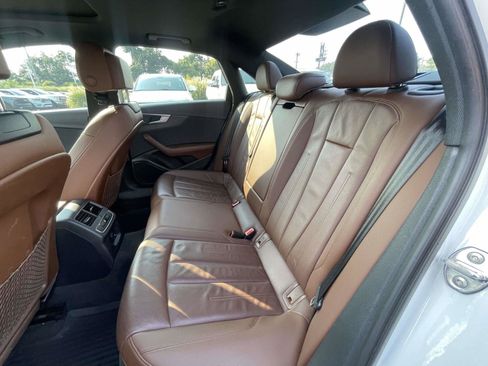 Used 2019 Audi A4 2.0T Premium FWD image 12