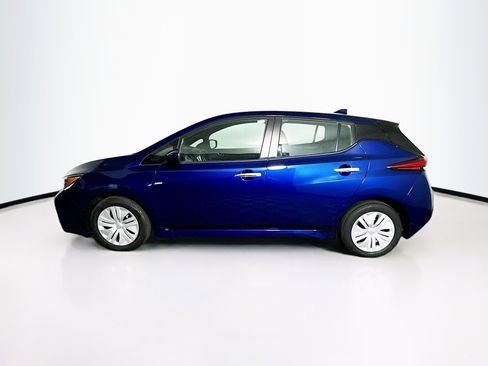 Used 2024 Nissan Leaf S FWD image 4