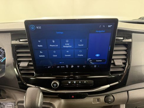 Used 2023 Ford Transit 350 XLT RWD image 21