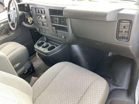 New 2025 GMC Savana 2500 Extended w/ Driver Convenience Package RWD image 29