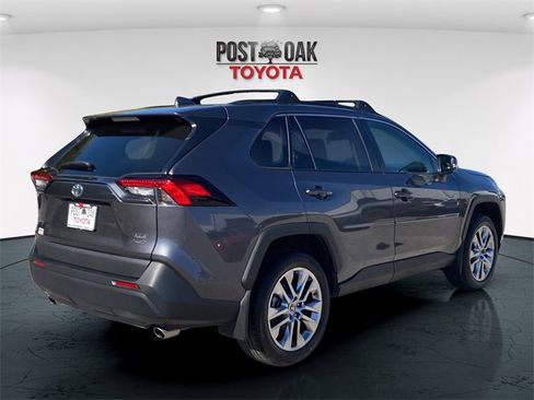 Used 2024 Toyota RAV4 XLE Premium image 7