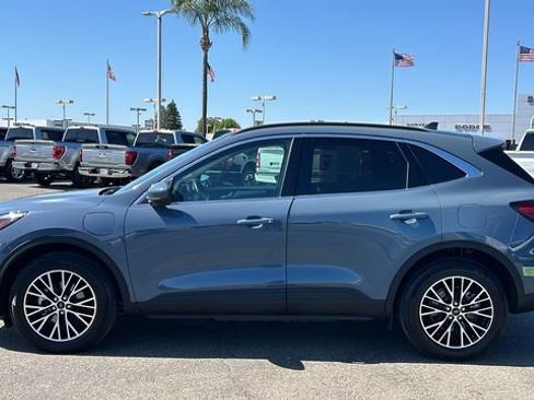 Certified 2023 Ford Escape SE w/ PHEV Premium Package FWD image 7