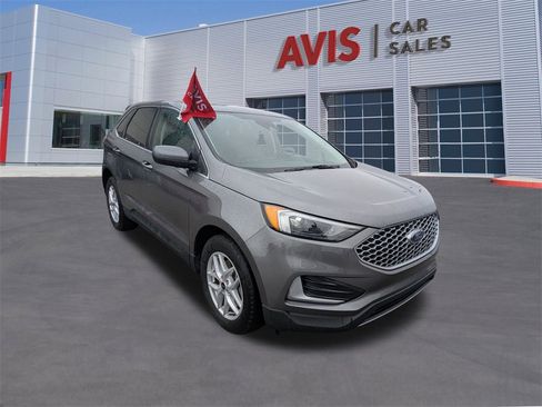 Used 2024 Ford Edge SEL image 3