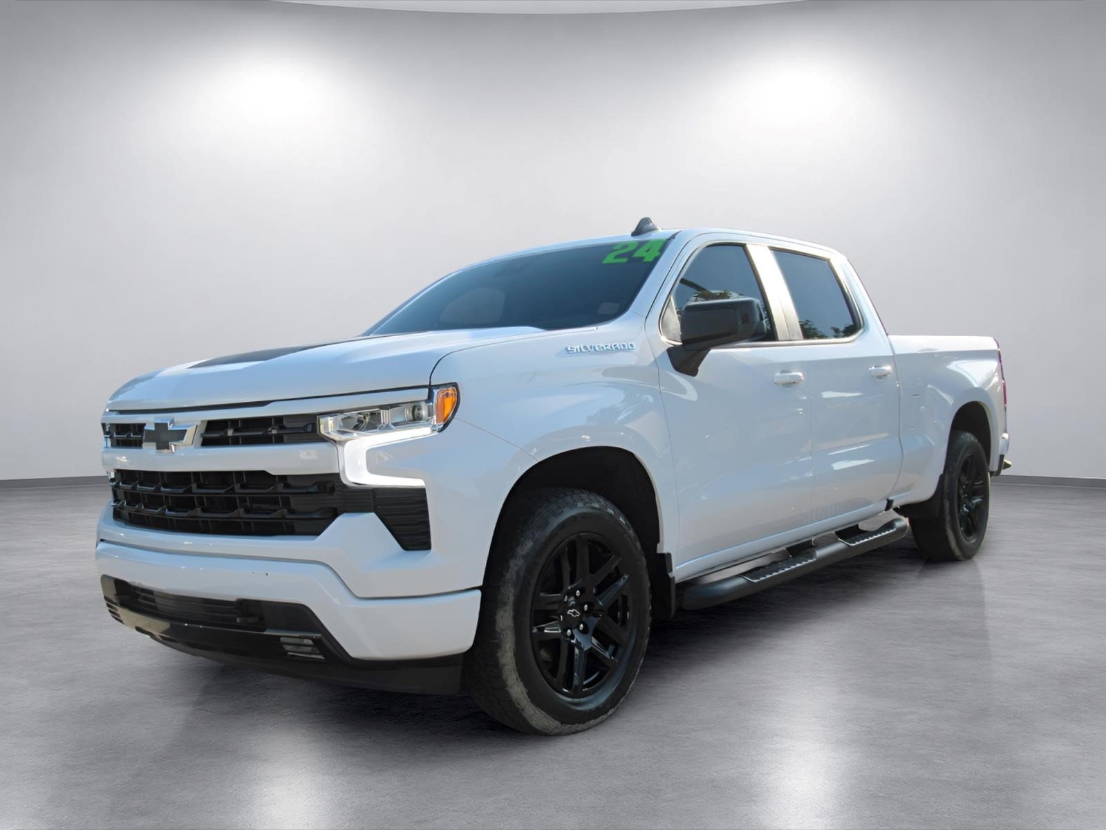 Used 2024 Chevrolet Silverado 1500 RST w/ Protection Package AWD/4WD image 3