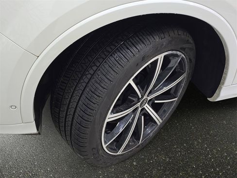 Certified 2025 Audi Q7 2.0T Premium Plus w/ Premium Plus Package image 32