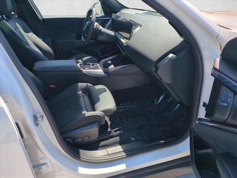 Used 2025 BMW X3 xDrive30i w/ Convenience Package AWD/4WD image 22