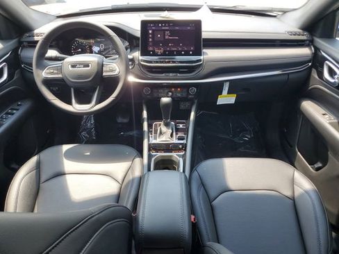 New 2025 Jeep Compass Limited w/ Sun & Sound Group image 17