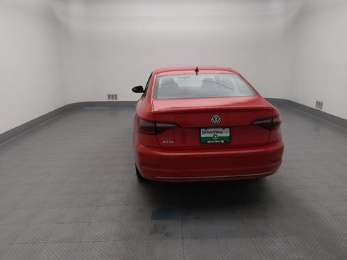 Used 2019 Volkswagen Jetta SE FWD image 6