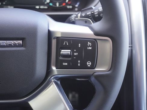 New 2026 Land Rover Discovery Limited Edition image 13