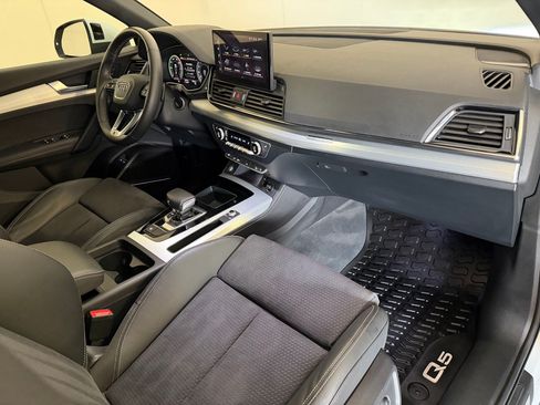 Used 2023 Audi Q5 e Premium Plus w/ Premium Plus Package AWD/4WD image 33