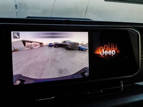 New 2026 Jeep Gladiator Willys AWD/4WD image 29