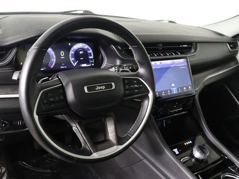 Used 2022 Jeep Grand Cherokee L Limited AWD/4WD image 28