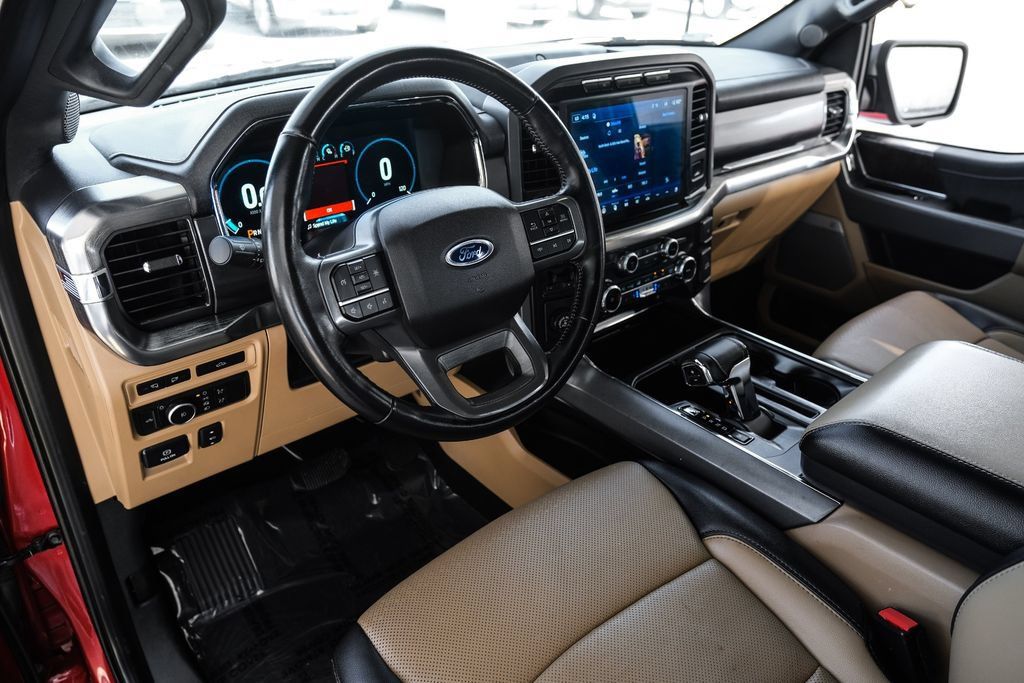 Used 2022 Ford F150 Lariat RWD image 2