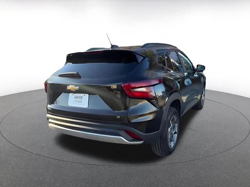 Used 2025 Chevrolet Trax LT image 14