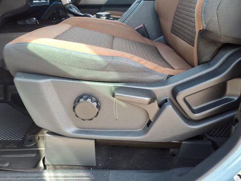 Used 2022 Ford Bronco Outer Banks AWD/4WD image 24