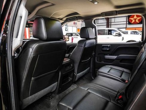 Used 2018 Chevrolet Silverado 1500 LTZ Z71 w/ Midnight Edition image 30