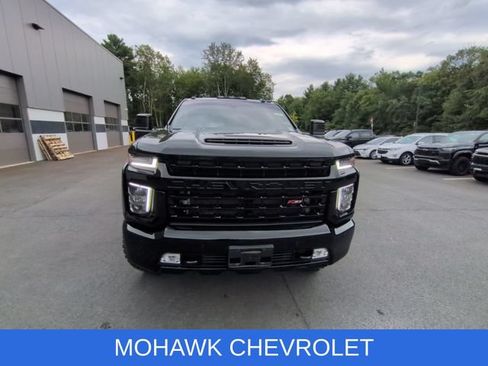Certified 2021 Chevrolet Silverado 2500 LT w/ Midnight Edition AWD/4WD image 6