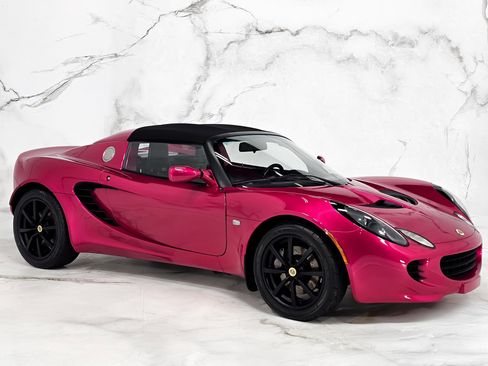 Used 2005 Lotus Elise image 7