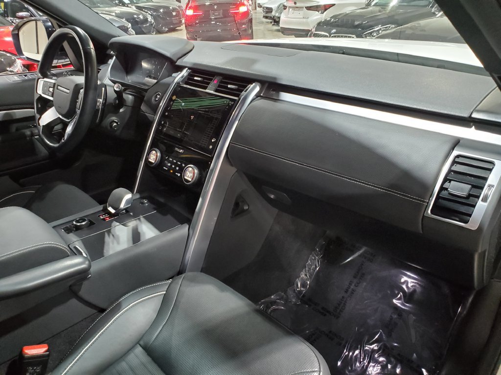Used 2023 Land Rover Discovery S R-Dynamic AWD/4WD image 14
