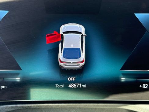 Used 2023 BMW i4 eDrive40 w/ M Sport Package RWD image 26