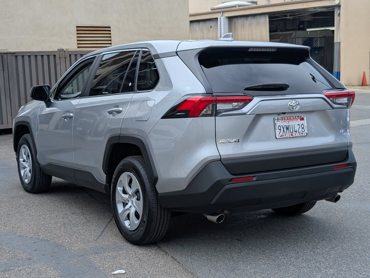 Used 2025 Toyota RAV4 LE FWD image 12