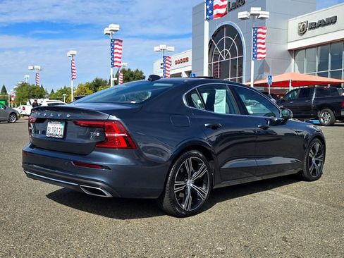 Used 2019 Volvo S60 T5 Inscription FWD image 4