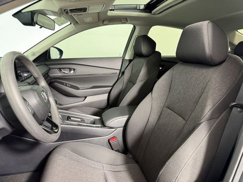 Used 2024 Honda Accord EX image 4