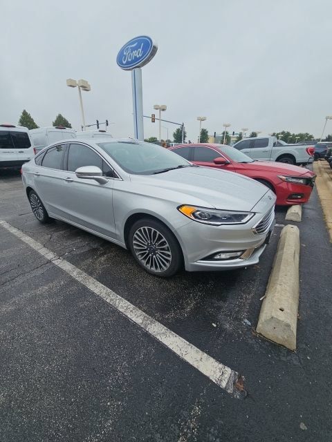 Used 2017 Ford Fusion Titanium FWD image 2