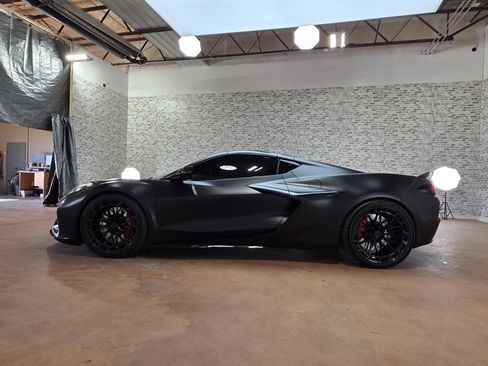 Used 2025 Chevrolet Corvette Z06 w/ Stealth Interior Trim Package image 4