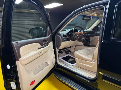 Used 2007 GMC Yukon Denali image 31
