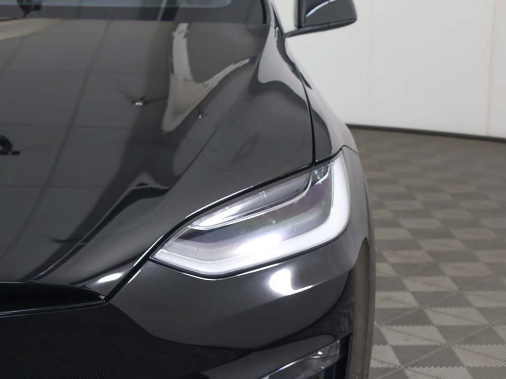 Used 2023 Tesla Model X AWD/4WD image 17