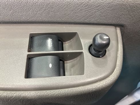 Used 2024 GMC Savana 2500 w/ Driver Convenience Package image 12