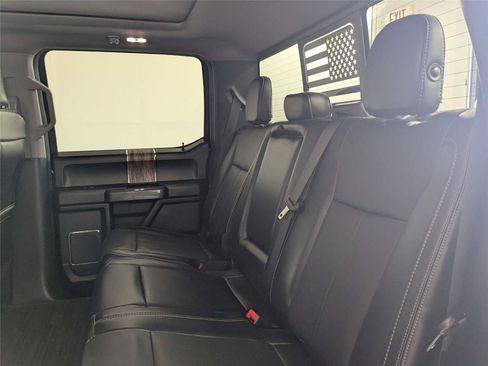Used 2019 Ford F150 Lariat w/ Equipment Group 502A Luxury AWD/4WD image 35