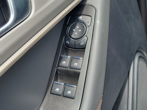 New 2026 Ford Explorer Active RWD image 24