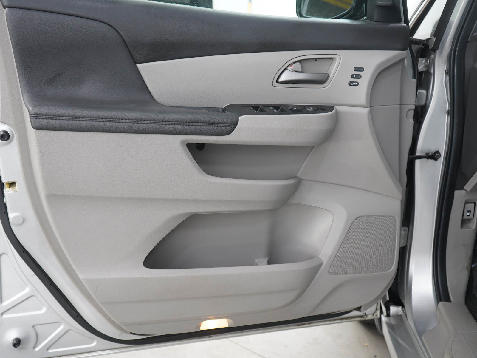 Used 2012 Honda Odyssey Touring image 24