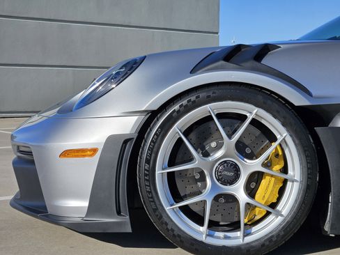 Certified 2025 Porsche 911 GT3 RS image 13