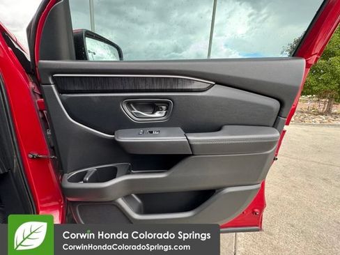 Used 2023 Honda Pilot Elite image 33