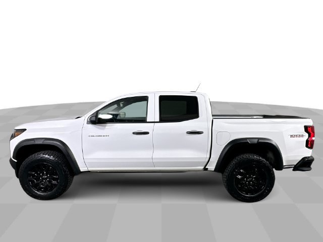 Used 2025 Chevrolet Colorado Trail Boss AWD/4WD image 5