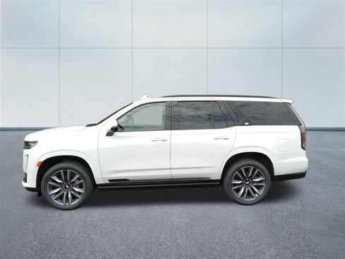 Used 2023 Cadillac Escalade Sport Platinum AWD/4WD image 2