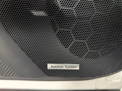 Certified 2025 Subaru Forester Limited w/ Popular Package #1 image 10