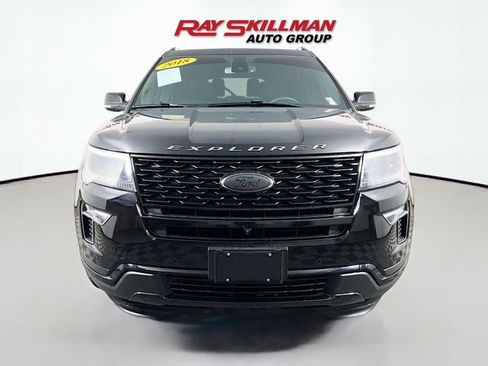 Used 2018 Ford Explorer Sport w/ Equipment Group 401A AWD/4WD image 2