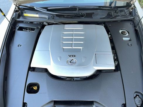 Used 2013 Lexus LS 460 L w/ All-Weather Pkg RWD image 33