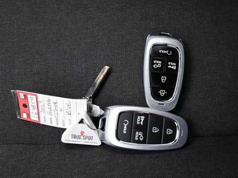 Used 2023 Hyundai Ioniq 5 SE image 31