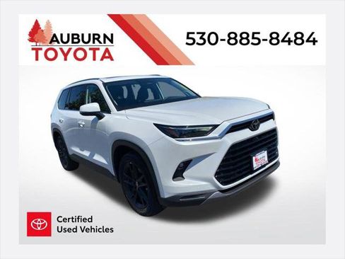 Certified 2025 Toyota Grand Highlander AWD image 1