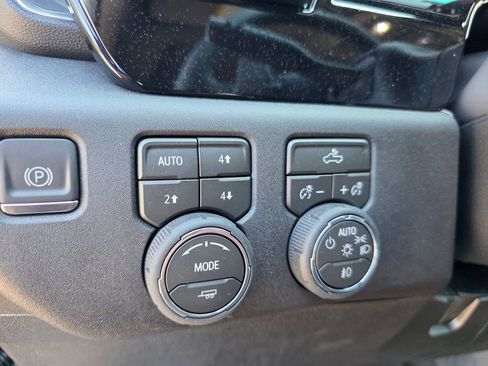 New 2026 Chevrolet Silverado 1500 RST w/ Convenience Package II AWD/4WD image 15