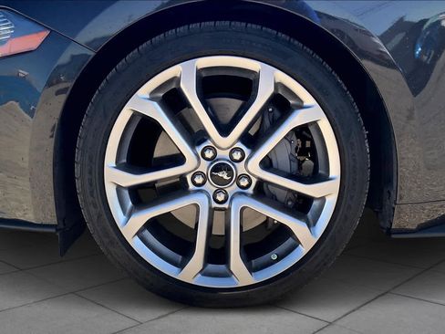 Used 2022 Ford Mustang GT Premium w/ Equipment Group 401A image 9