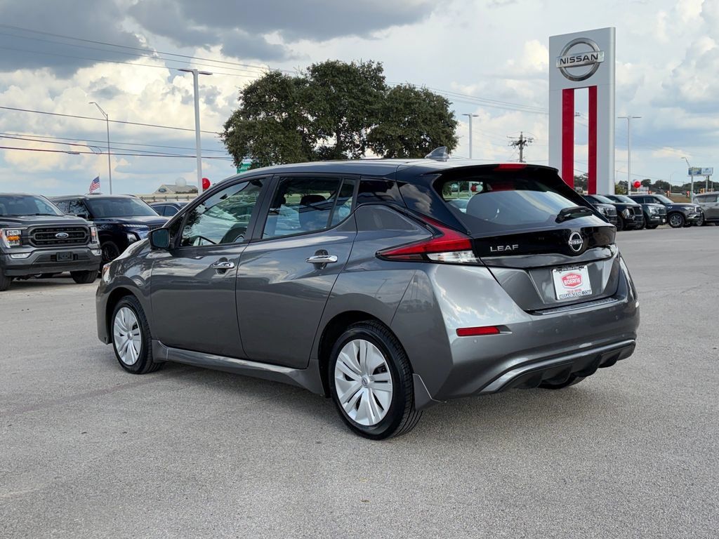 Used 2025 Nissan Leaf S w/ Protection Package FWD image 6