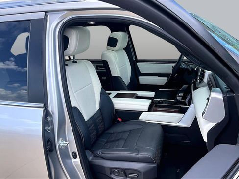 Used 2024 Toyota Sequoia Capstone RWD image 9